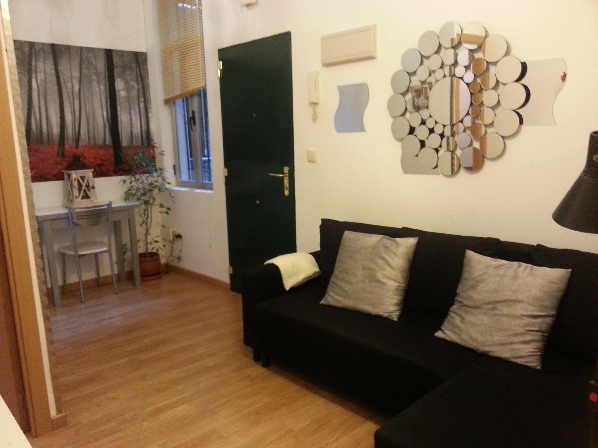 Hostal Flat55Madrid Eksteriør billede